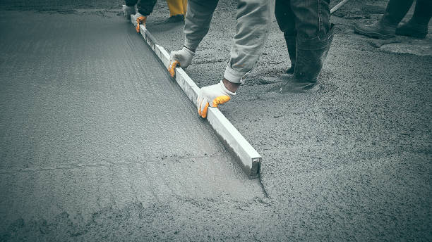 Best Concrete Driveway Installation in Mountain View Acres, CA