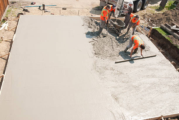 Best Concrete Demolition Services in Mountain View Acres, CA